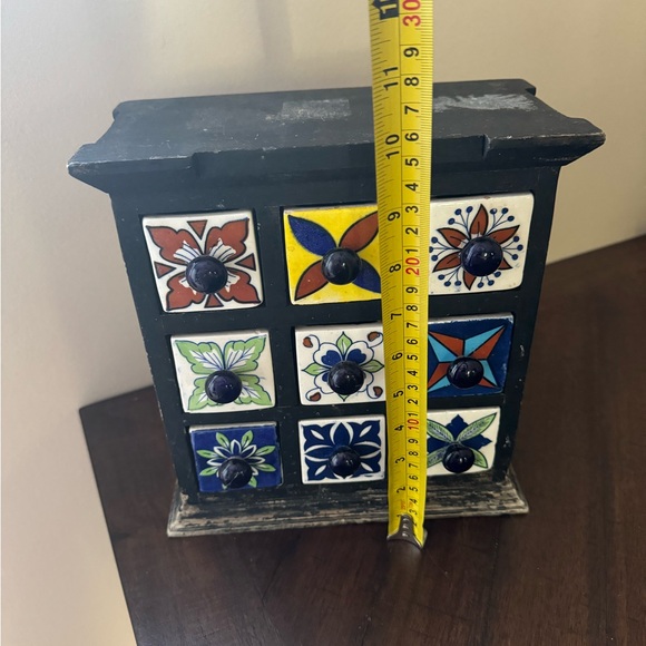 Wooden Tea Trinket Seasoning Cabinet 9 Hand Painted Ceramic Drawers Apothecary - Picture 7 of 9